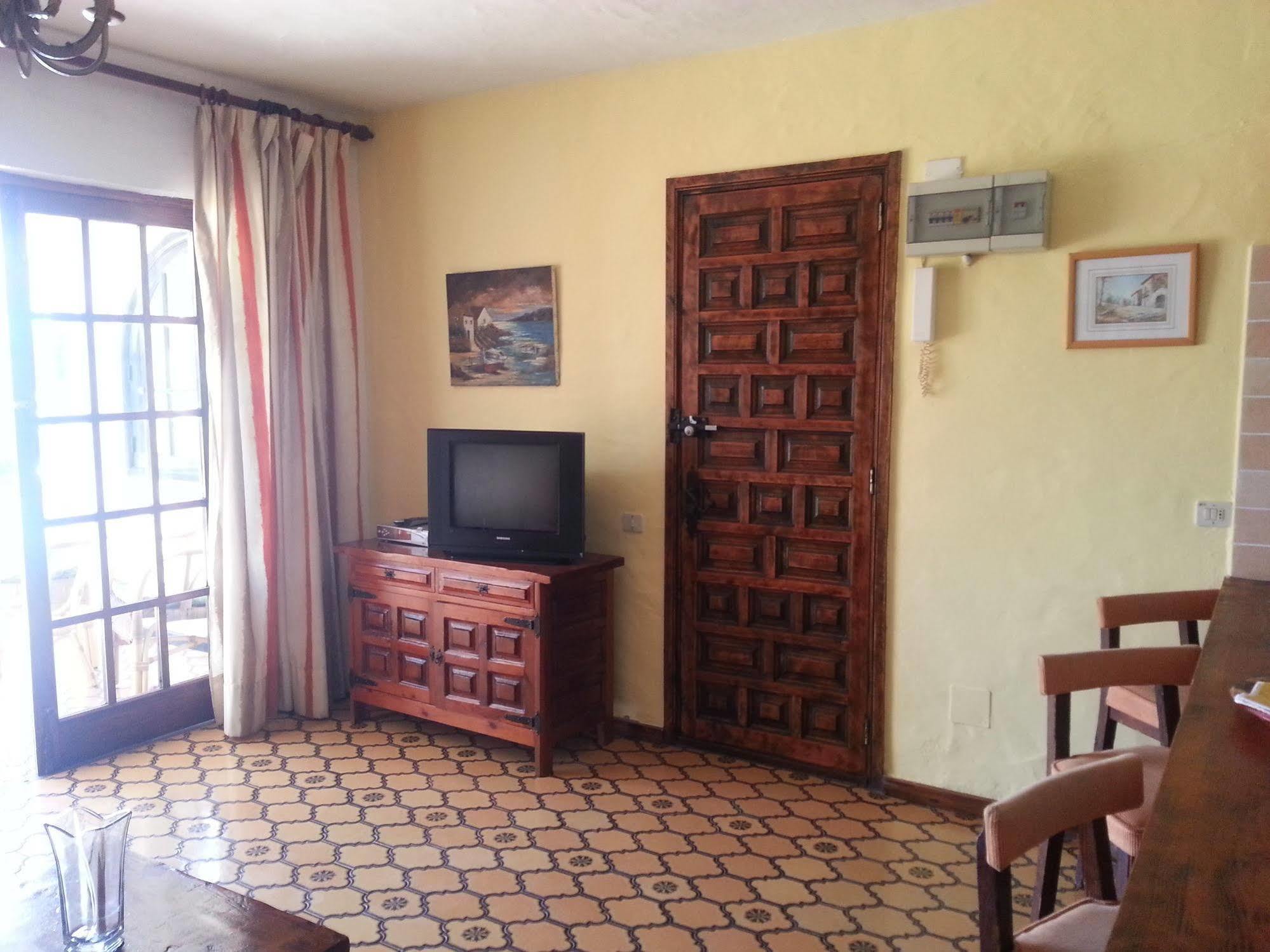 Apartamentos El Chaparral Playa del Inglés Exterior foto